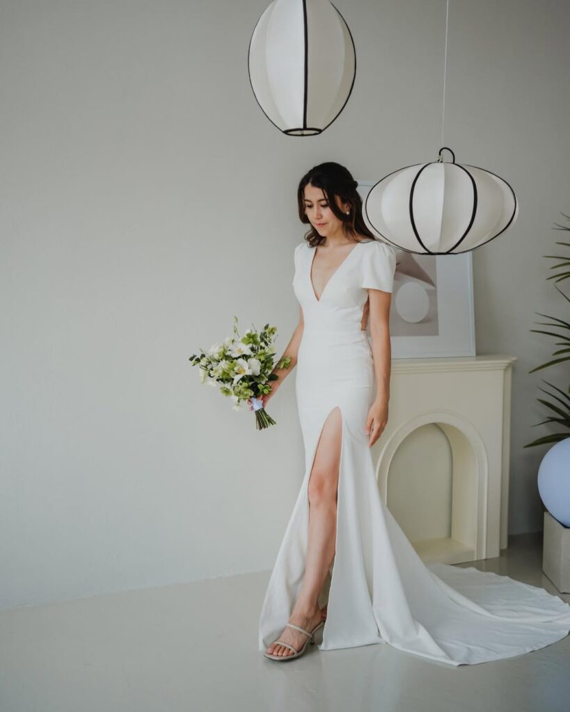 minimalist wedding dresses