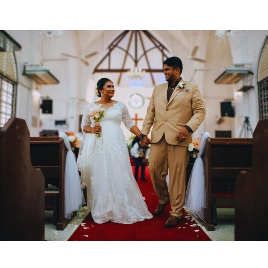 modest wedding dresses