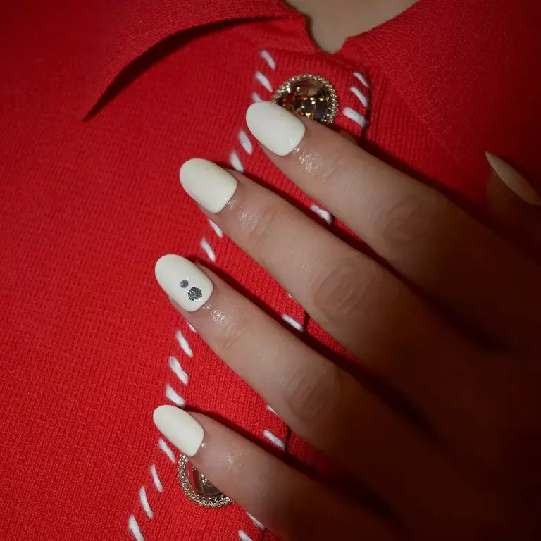 white wedding nails
